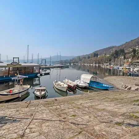 Apartment Golfo Di Solcio Lesa